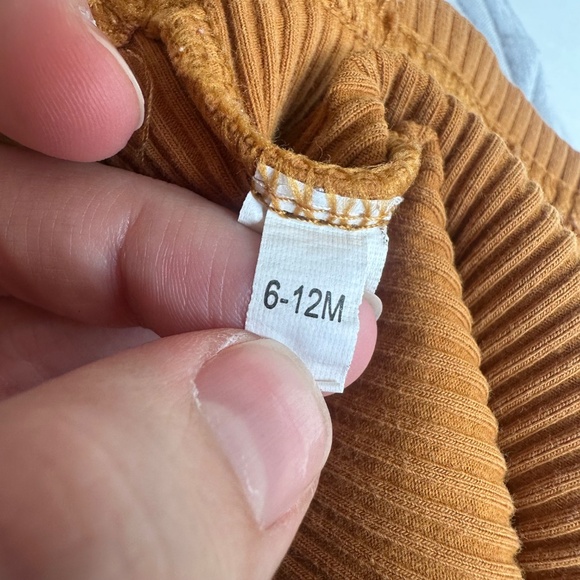 Forever French Gold Ribbed Short Sleeve Tee - Picture 4 of 5